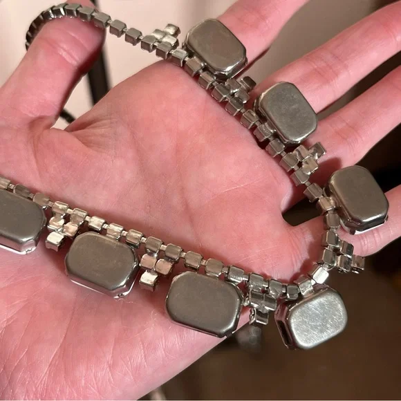 Antique 1940's Retro Art Deco White Milk Glass Emerald Cut Choker Necklace - Picture 13 of 16